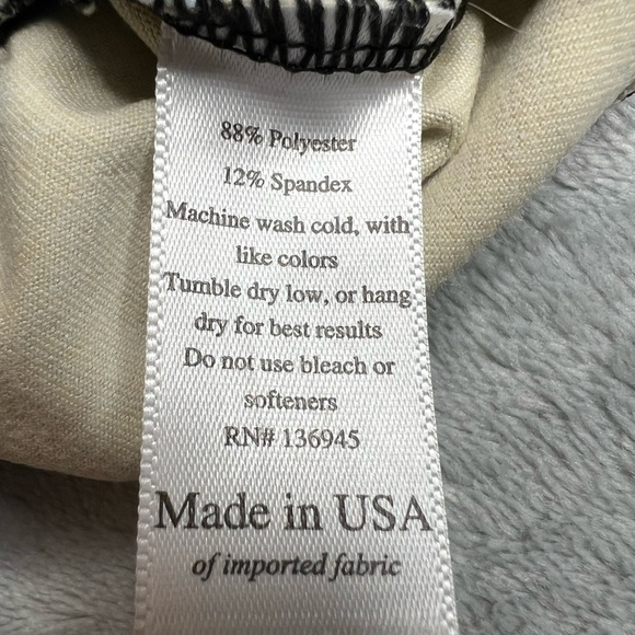 NWT KiraGrace Grace Yoga Halter Crop Top Spring Plaid Size Small - Picture 9 of 14